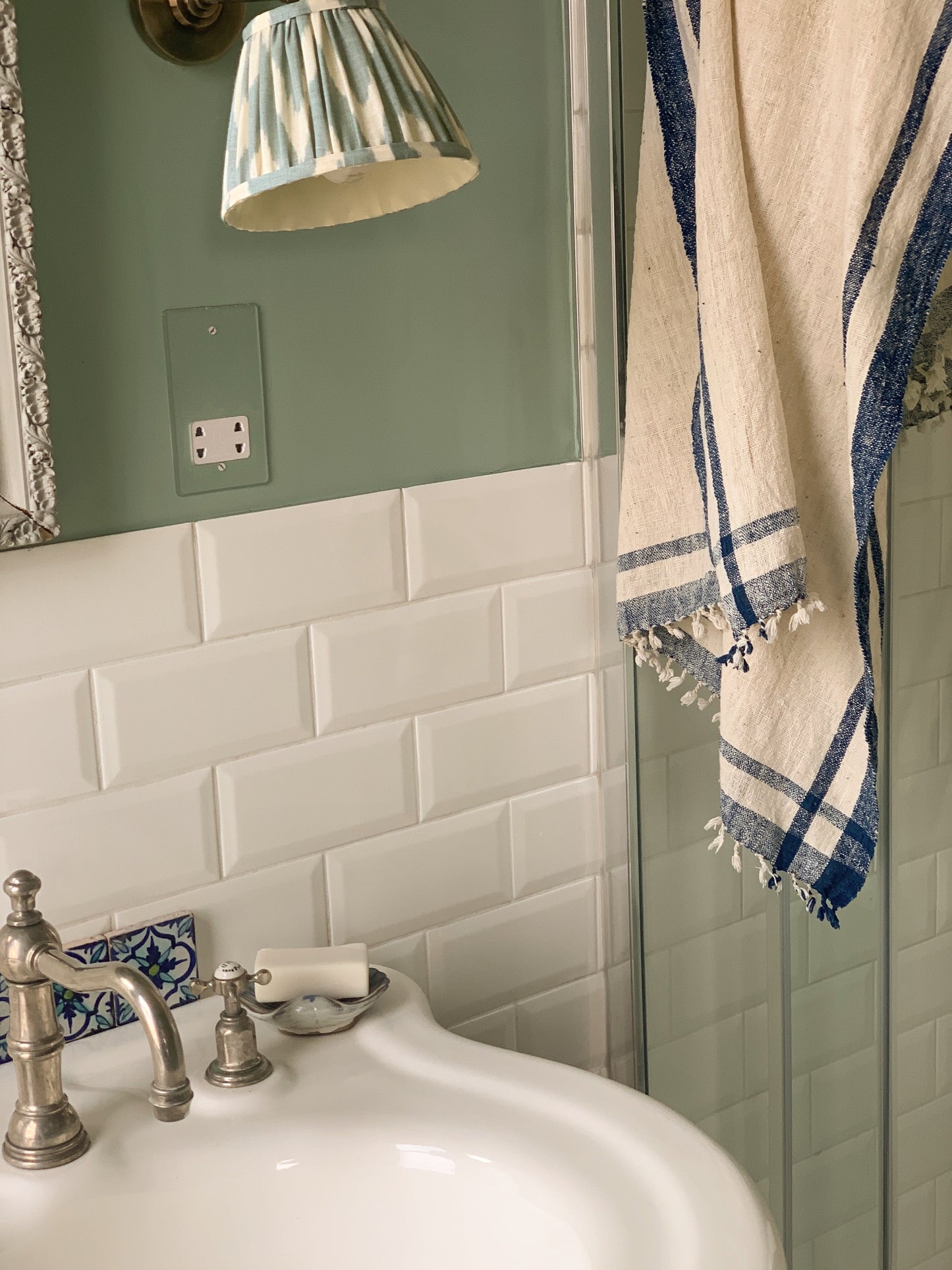 BATH TOWELS