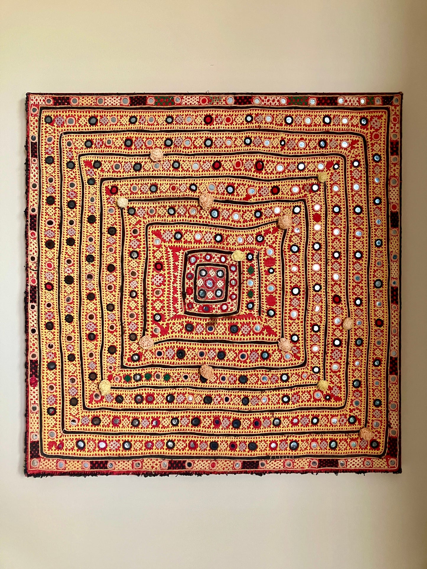 YELLOW SINDHI TEXTILE WITH MIRRORWORK