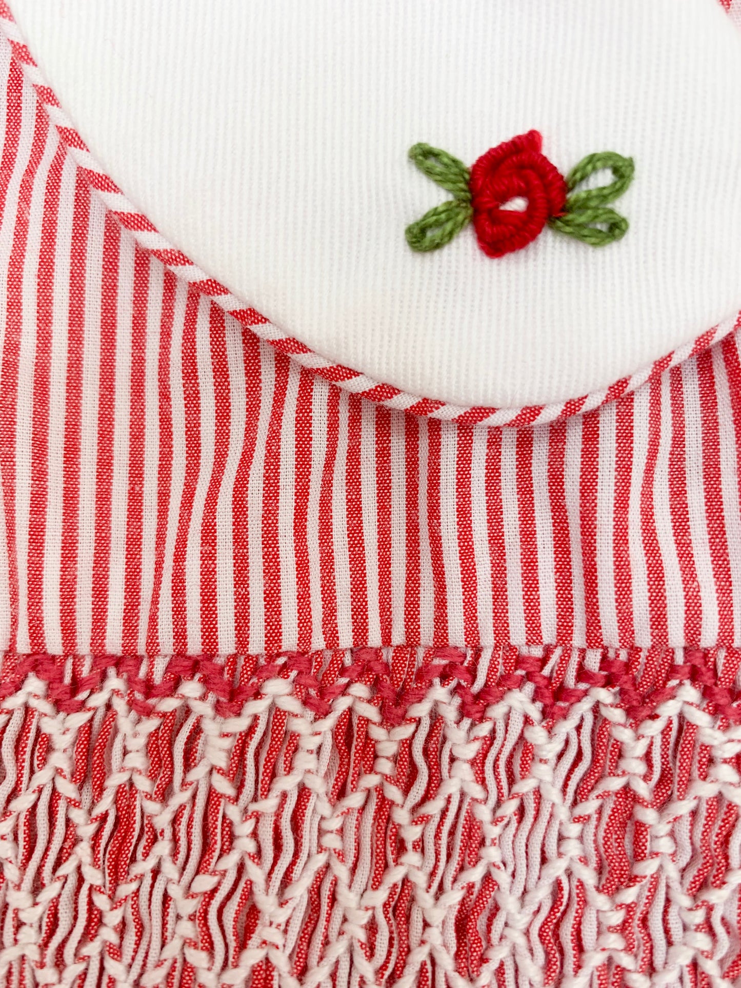 Baby girl smocked dress - Red