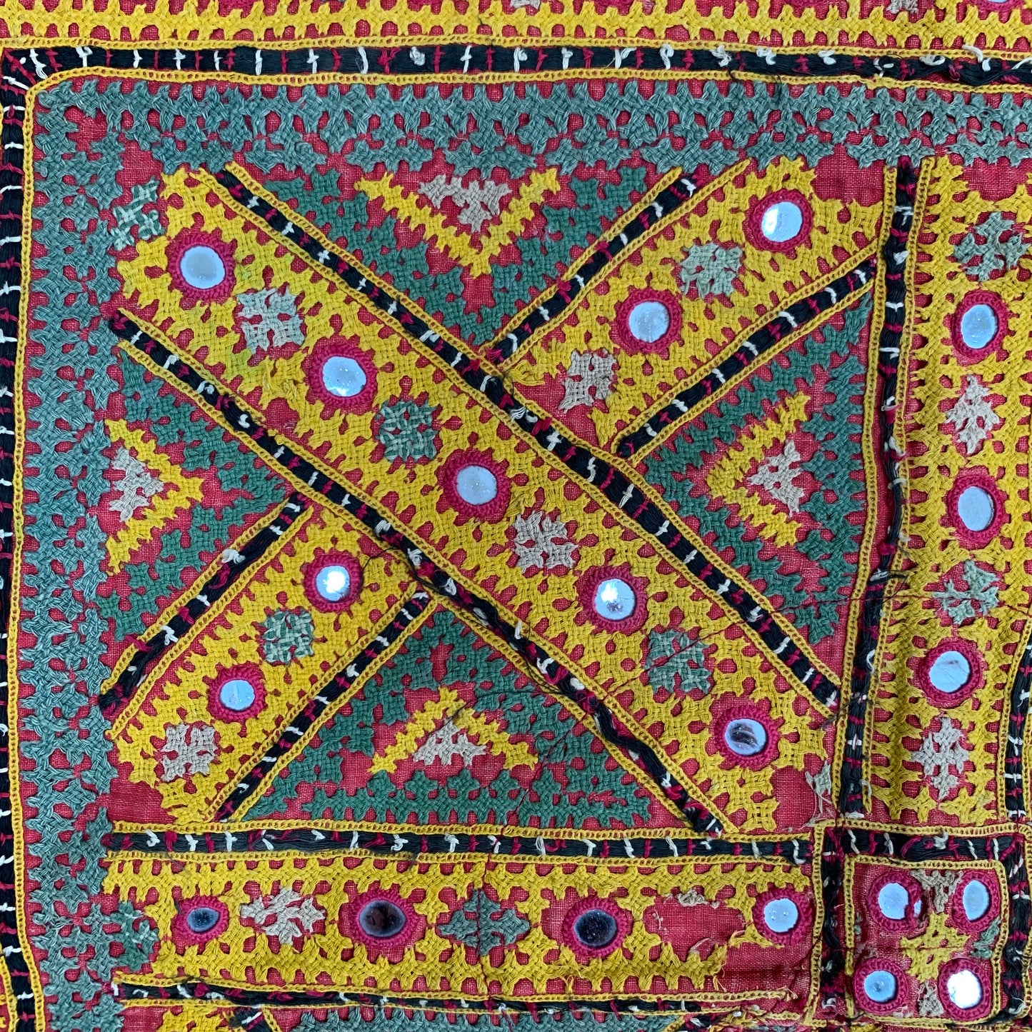 YELLOW SINDHI TEXTILE WITH MIRRORWORK