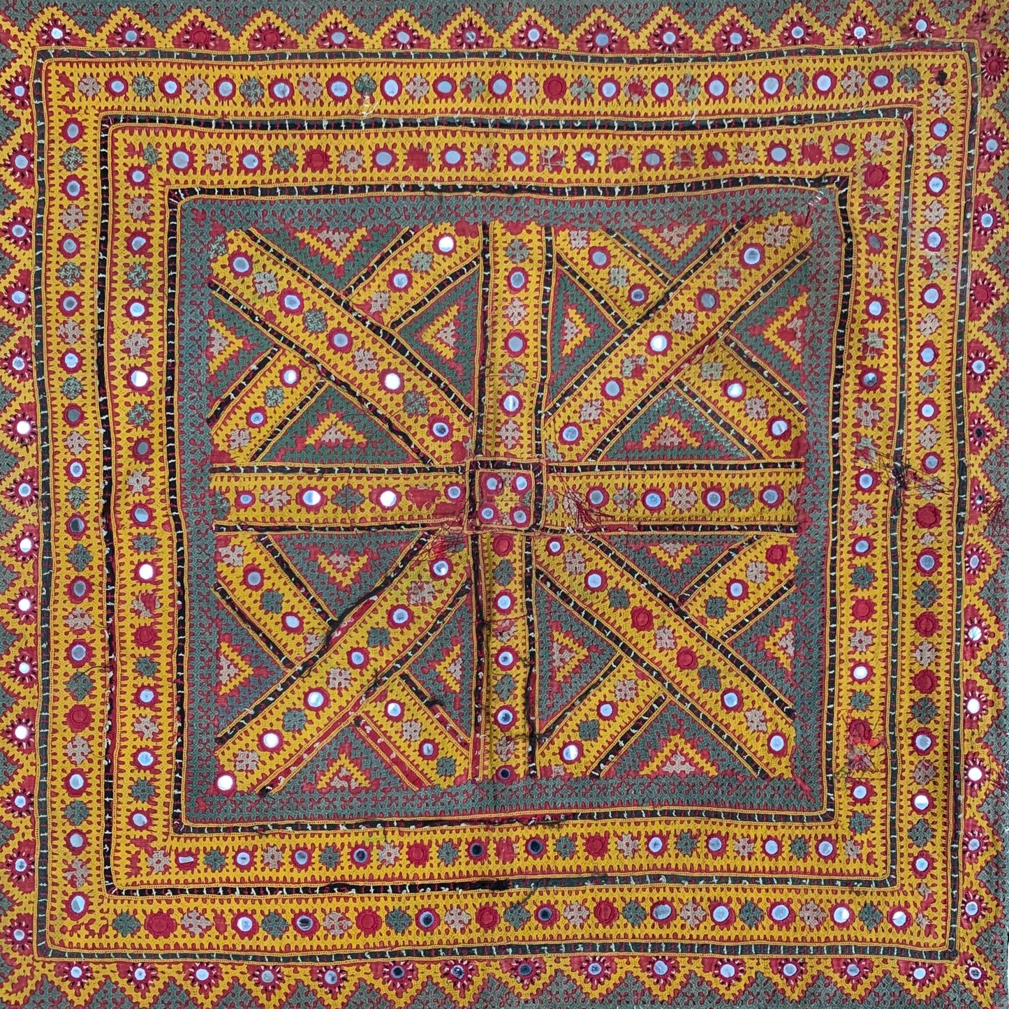YELLOW SINDHI TEXTILE WITH MIRRORWORK