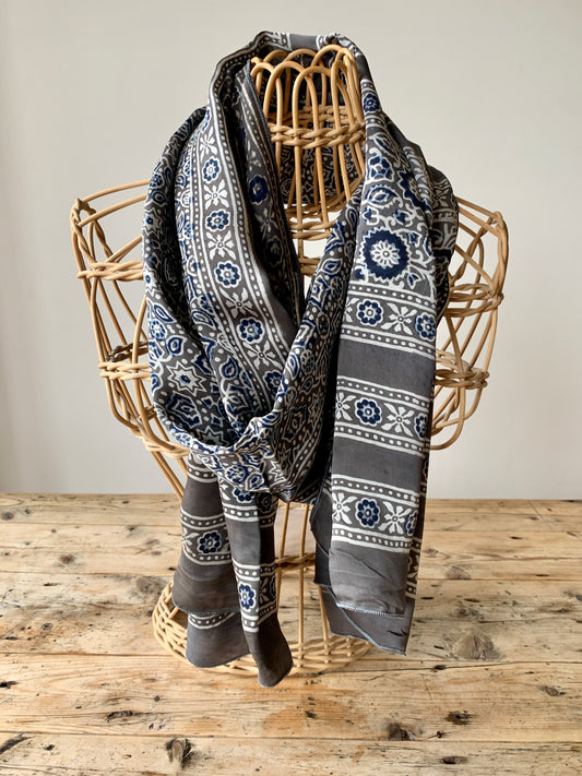 BLUE AND GREY SILK STAR SCARF